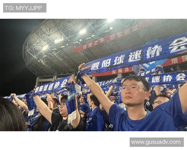 球星温情瞬间大集合球迷互动感人画面全记录