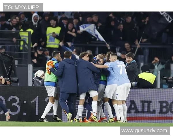 球迷热议焦点事件盘点从赛场表现到场外花絮全景解析