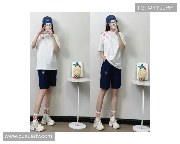 球员场下时尚解析：从运动服到街头潮流的穿搭演变与风格解读