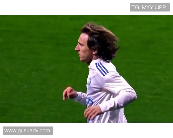 莫德里奇荣获月度最佳球员，实至名归